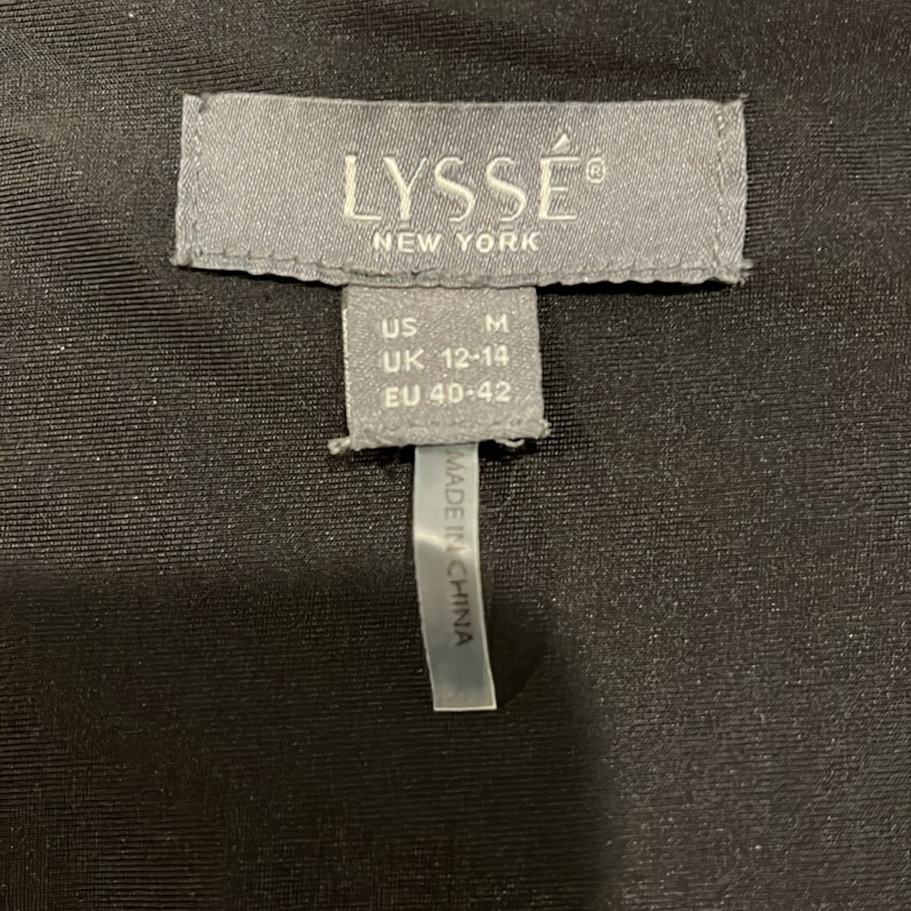Lysse Taupe & White Cropped Ponte Leggings with Subtle Ikat Print - Picture 6 of 7